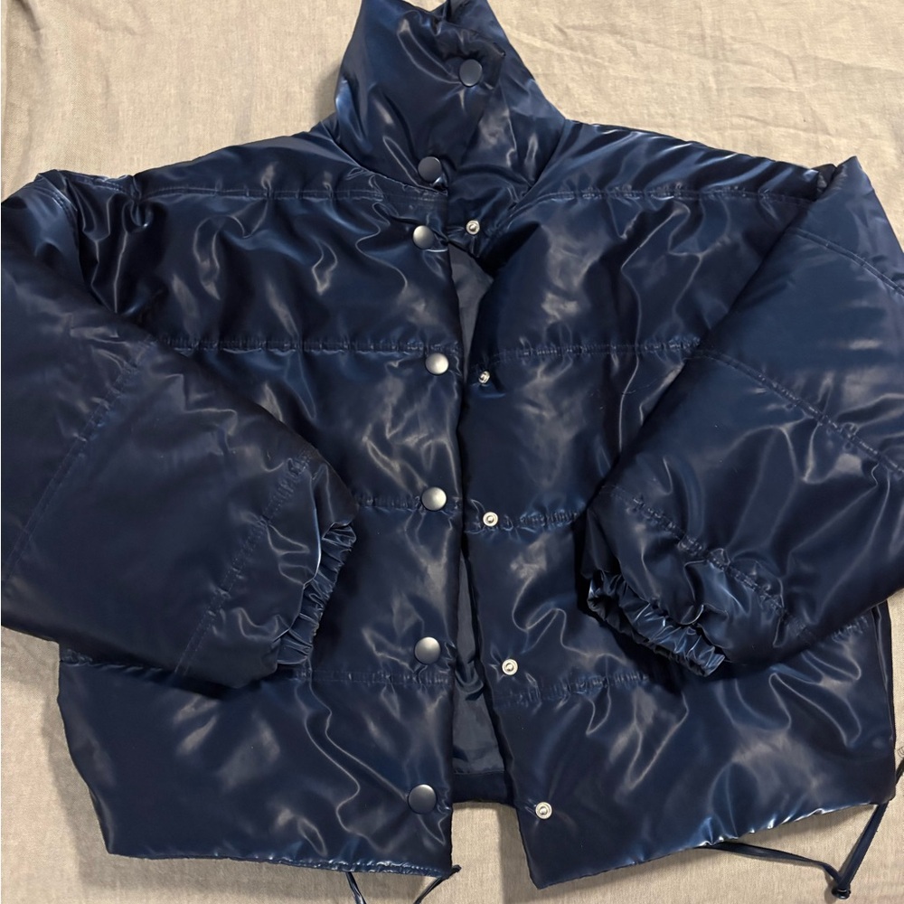Excellent Condition - Winter coat - Women’s Size M M - Midnight blue.